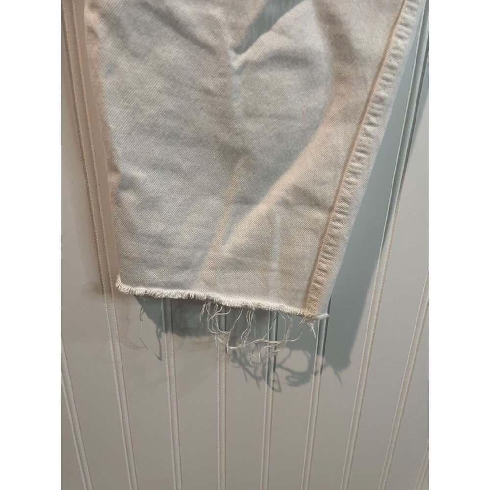 ZARA Women’s High Rise Straight Leg Button Fly Jeans White Size 10 US - Picture 5 of 13